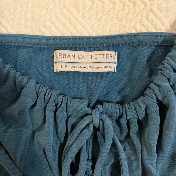 Urban Outfitters Flowy Romper in Crystal Teal - Picture 4 of 4